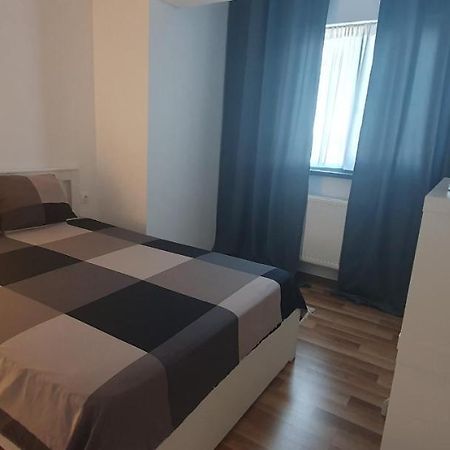 Appartement Welcome In Central Piteşti Extérieur photo