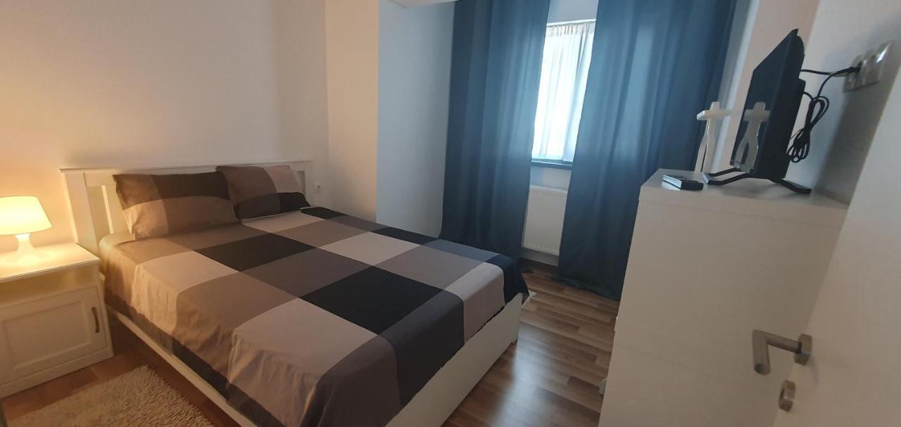Appartement Welcome In Central Piteşti Extérieur photo
